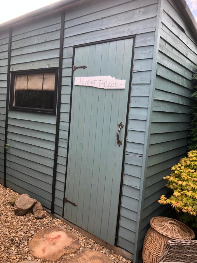 Down The Garden Path Vintage Caravan B&B , Dartmoor Newton Abbot Esterno foto